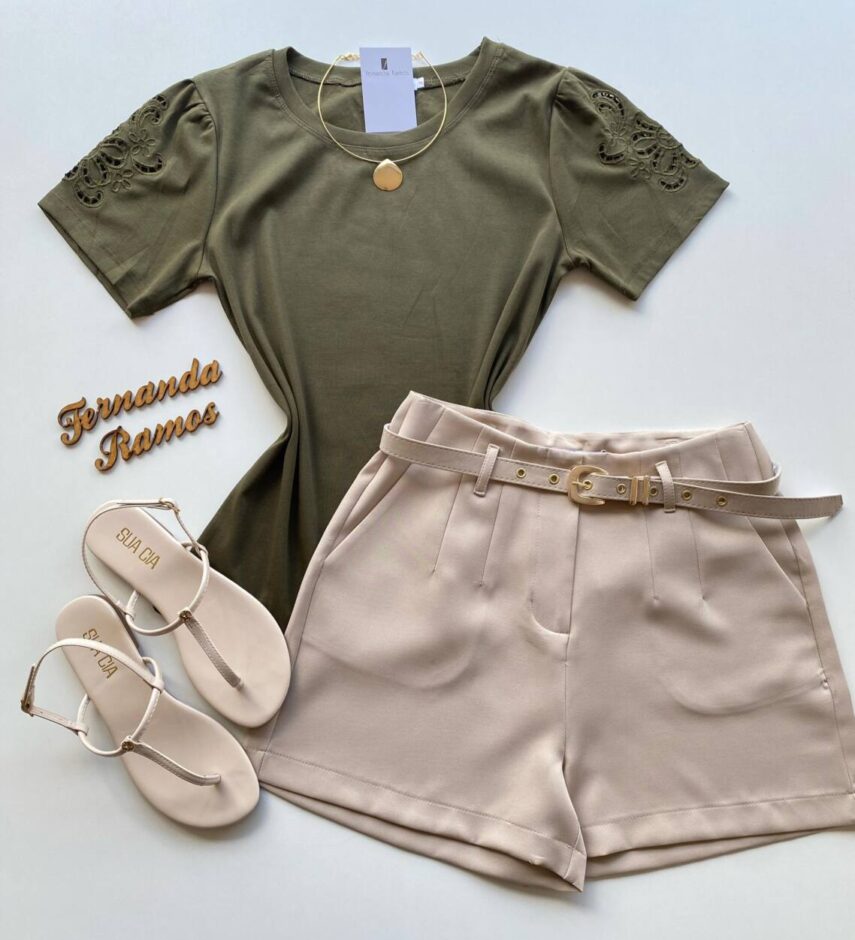 T-shirt Feminina Thais Manga Curta com Detalhes Verde Militar - Fernanda Ramos Store