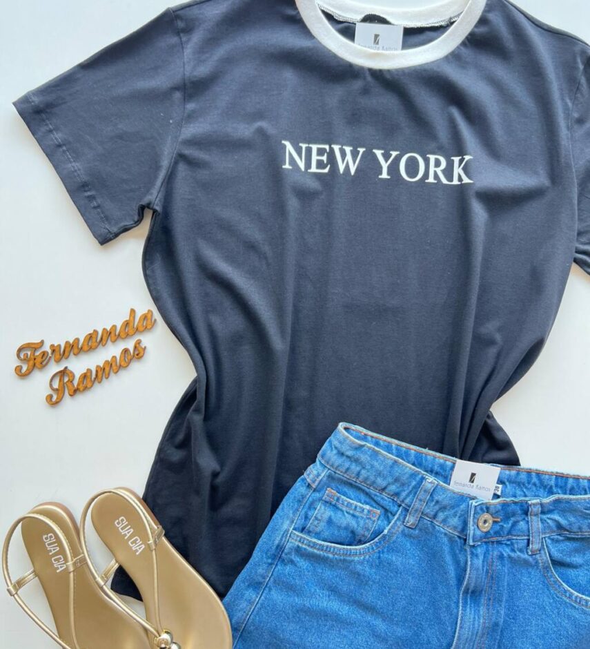 T-shirt Manga Curta Plus Size Preta New York - Fernanda Ramos Store