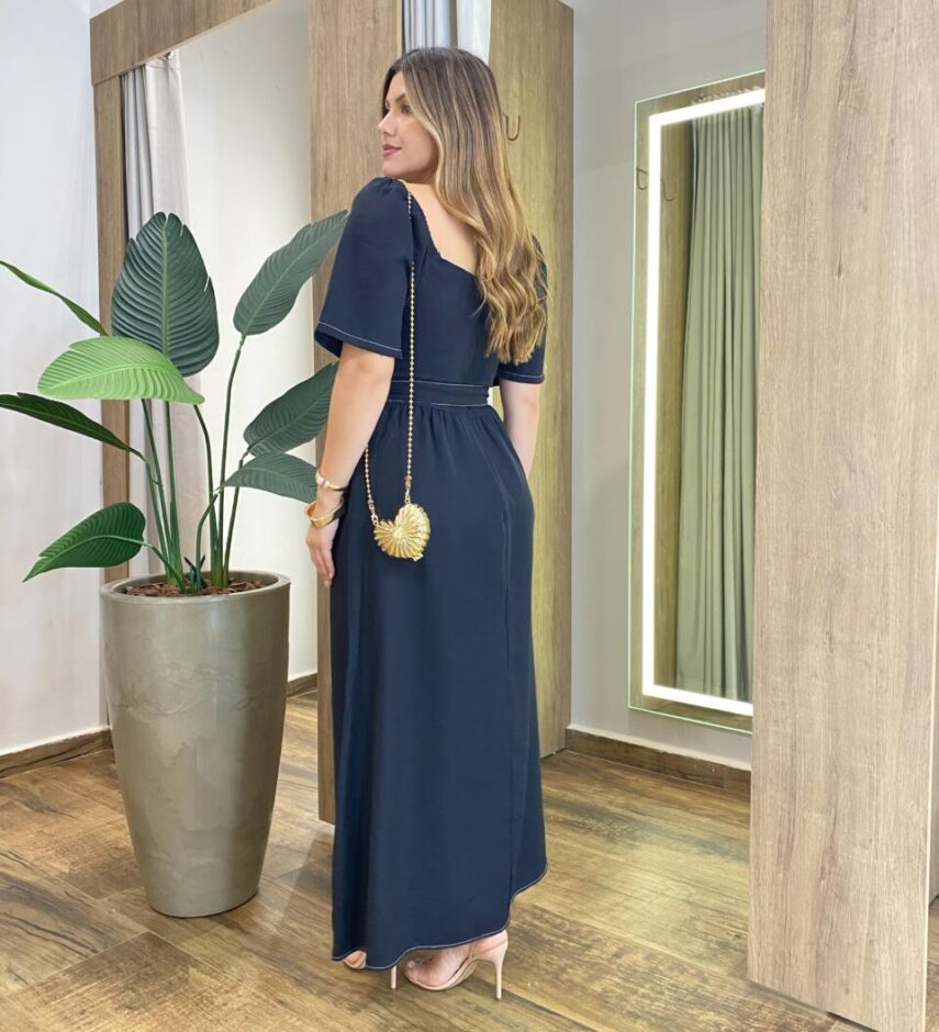 Vestido Longo com Bojo Manga Curta com Detalhes e Cinto Preto - Fernanda Ramos Store