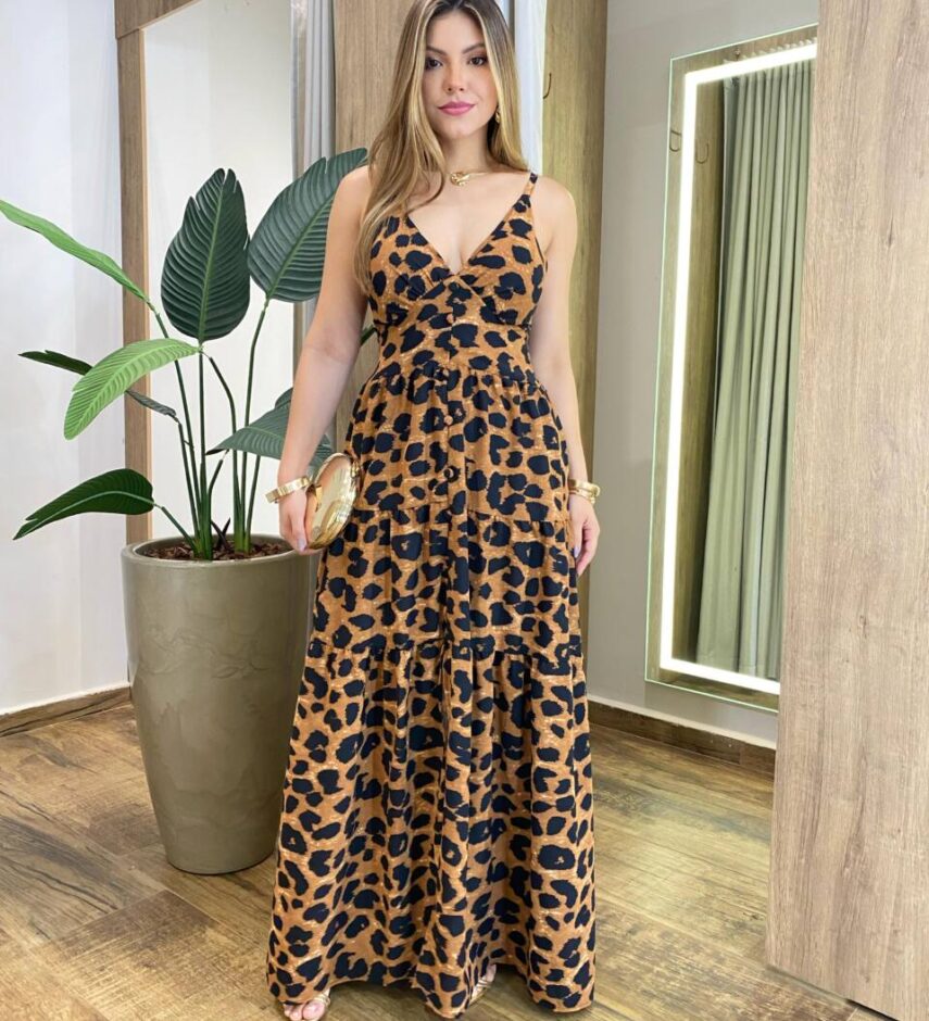 Vestido Longo Naty com Bojo Estampa Animal Print e Fenda - Fernanda Ramos Store