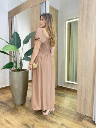 Vestido Longuete Beatriz com Bojo Manga Curta e Lastex Bege - Fernanda Ramos Store