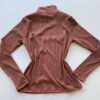 Blusa Feminina Canelada Milly sem Bojo com Recorte Marrom - Fernanda Ramos Store