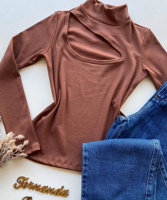 Blusa Feminina Canelada Milly sem Bojo com Recorte Marrom - Fernanda Ramos Store
