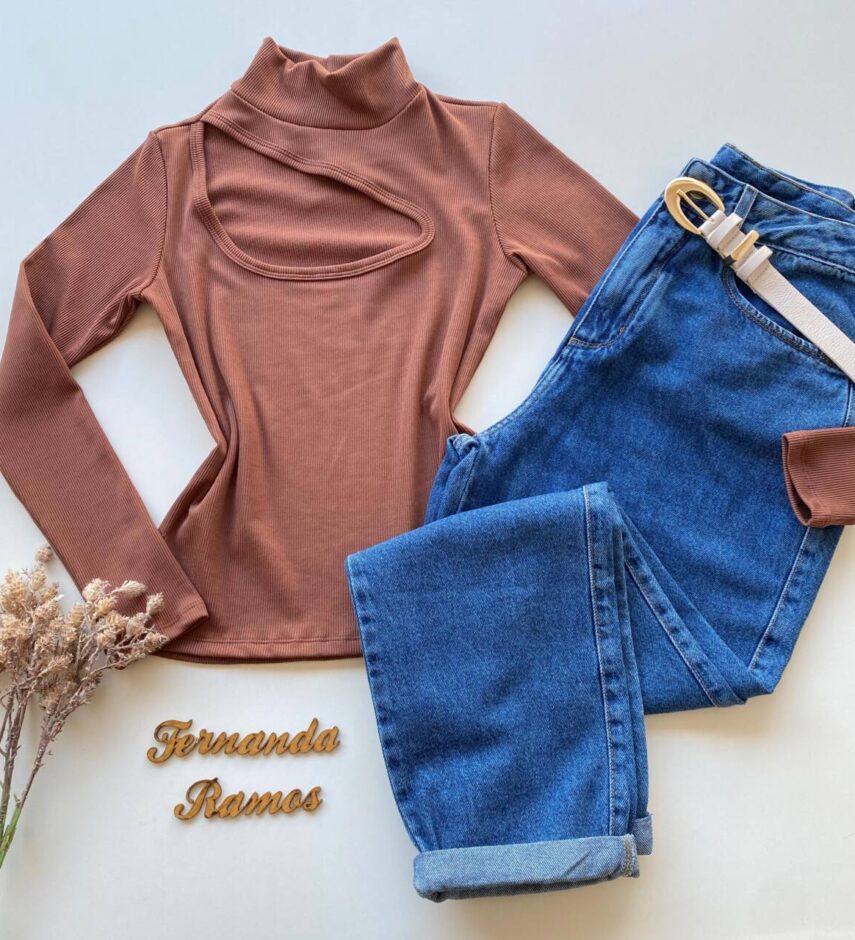 Blusa Feminina Canelada Milly sem Bojo com Recorte Marrom - Fernanda Ramos Store