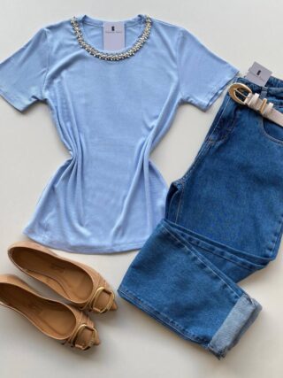 Blusa Feminina Gilbert Manga Curta com Aplicações Flor Azul - Fernanda Ramos Store