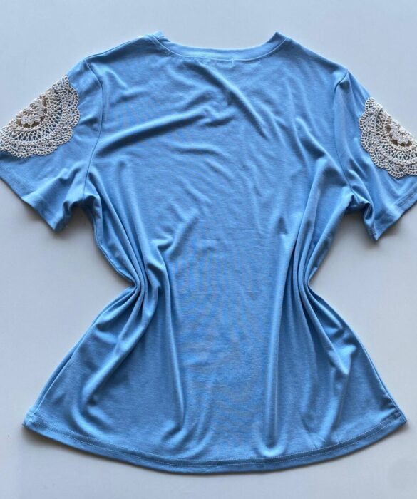 Blusa Feminina Grey Manga Curta com Bordado na Gola Azul - Fernanda Ramos Store