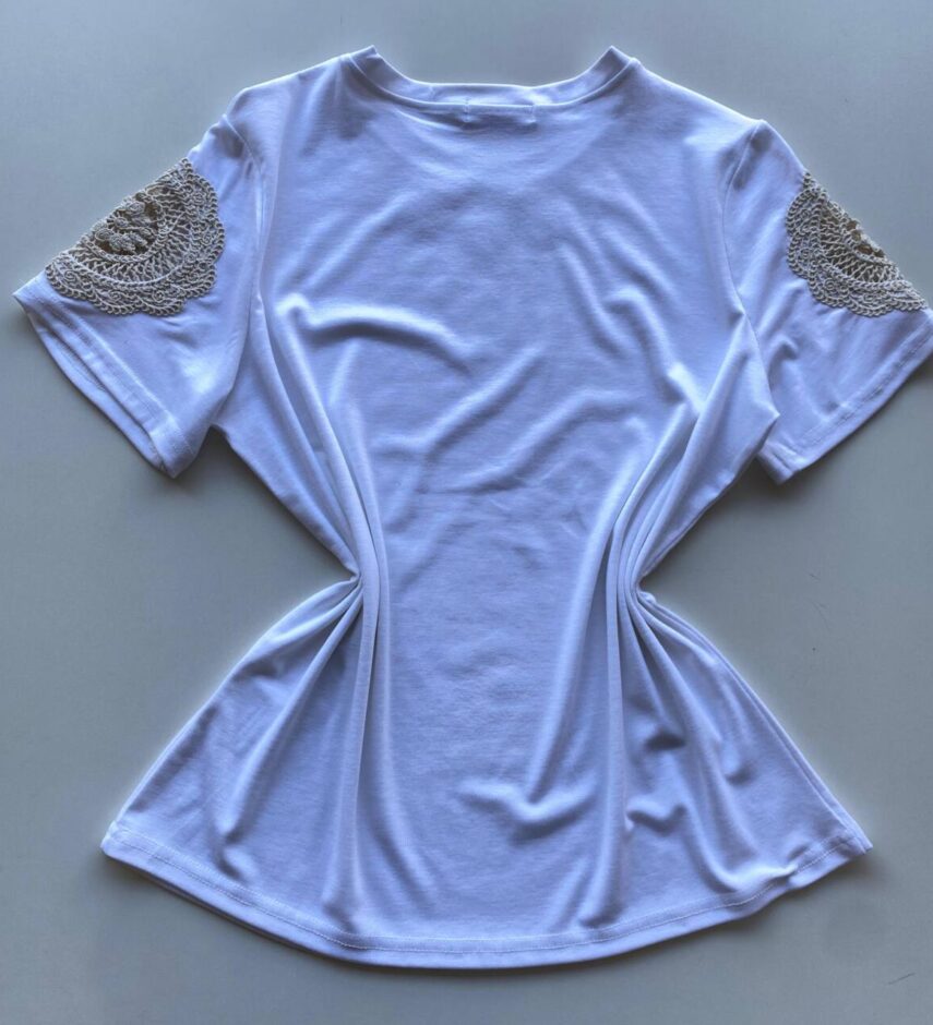 Blusa Feminina Grey Manga Curta com Bordado na Gola Branca - Fernanda Ramos Store