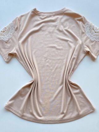 Blusa Feminina Grey Manga Curta com Bordado na Gola Nude - Fernanda Ramos Store
