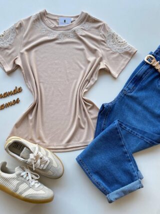 Blusa Feminina Grey Manga Curta com Bordado na Gola Nude - Fernanda Ramos Store