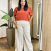 Blusa Feminina Manga Curta Isabella com Detalhes TerraCota - Fernanda Ramos Store
