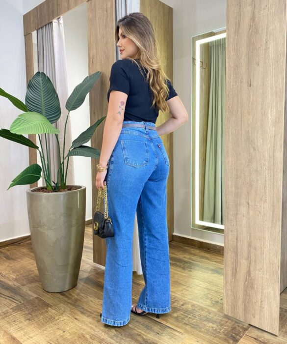 Blusa Feminina Milena Manga Curta Modal com Pedrarias Preta - Fernanda Ramos Store