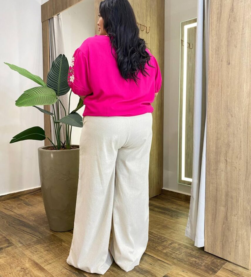 Blusa Feminina Plus Manga 3/4 Bordada Pink - Fernanda Ramos Store