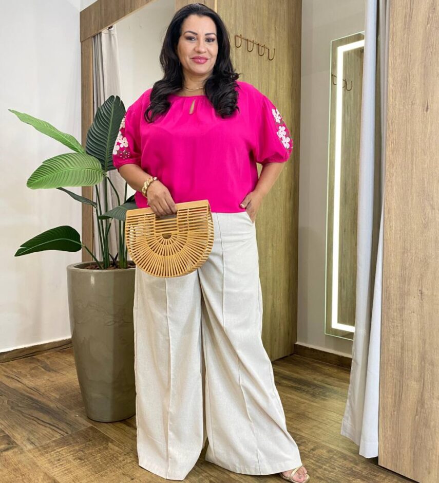Blusa Feminina Plus Manga 3/4 Bordada Pink - Fernanda Ramos Store