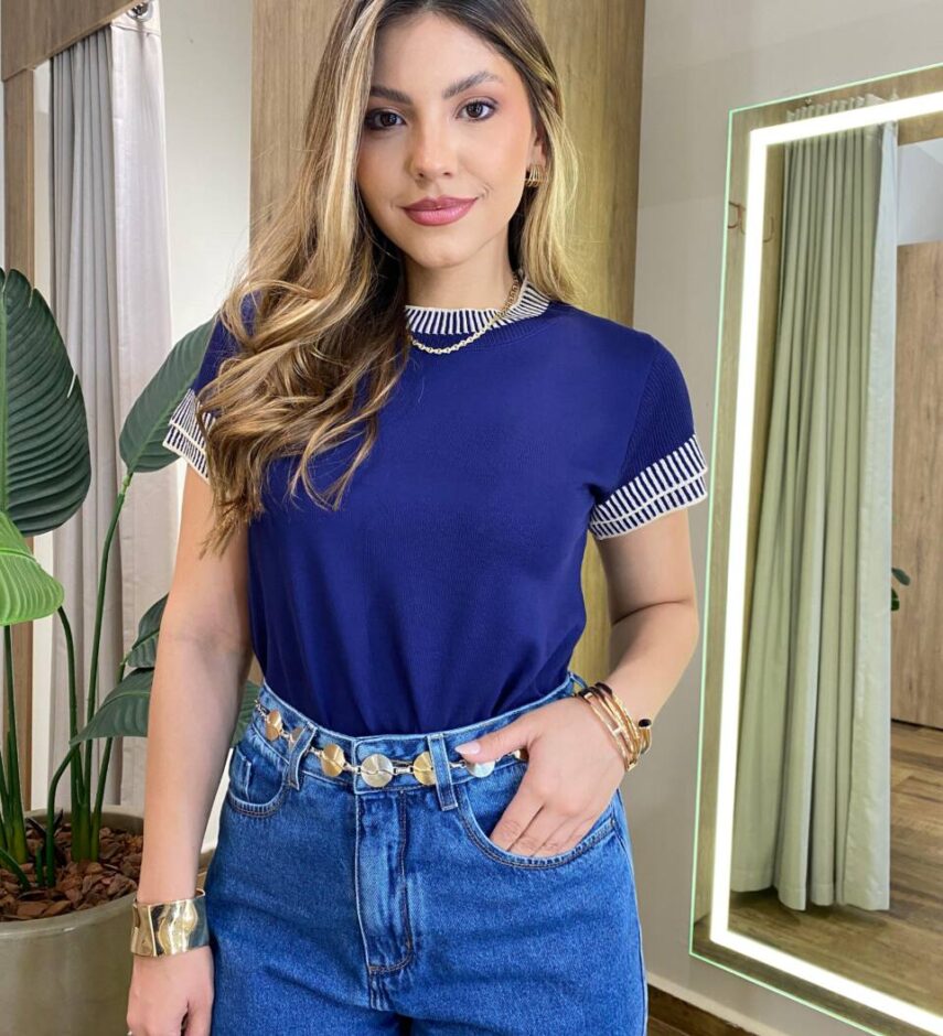 Blusa Feminina Sofy Manga Curta Modal com Detalhes Azul - Fernanda Ramos Store