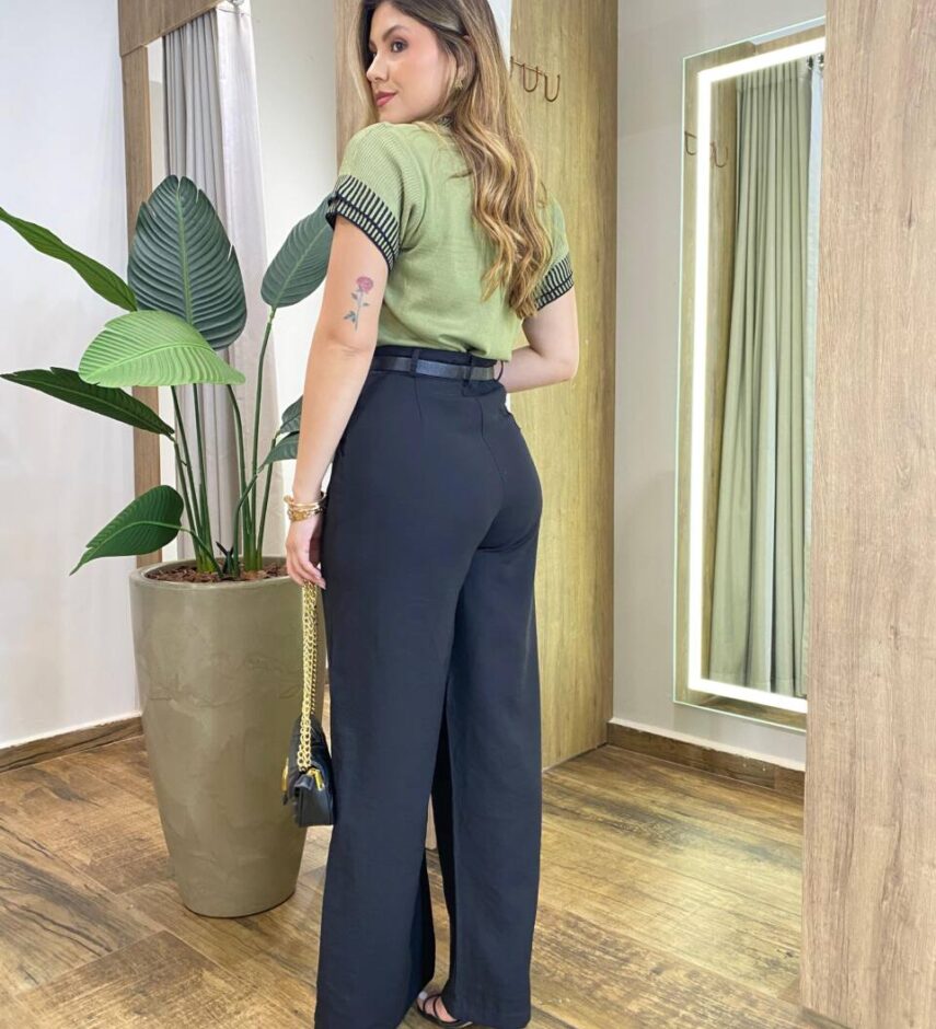 Blusa Feminina Sofy Manga Curta Modal com Detalhes Verde Pistache - Fernanda Ramos Store