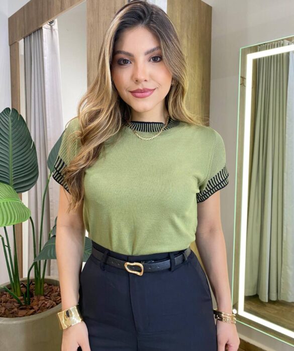 Blusa Feminina Sofy Manga Curta Modal com Detalhes Verde Pistache - Fernanda Ramos Store