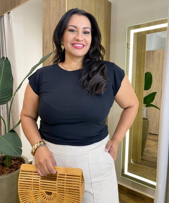 Blusa Feminina Tee Muscle Plus Preta - Fernanda Ramos Store