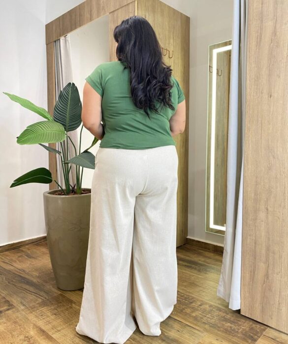 Blusa Feminina Tee Muscle Plus Verde Musgo - Fernanda Ramos Store