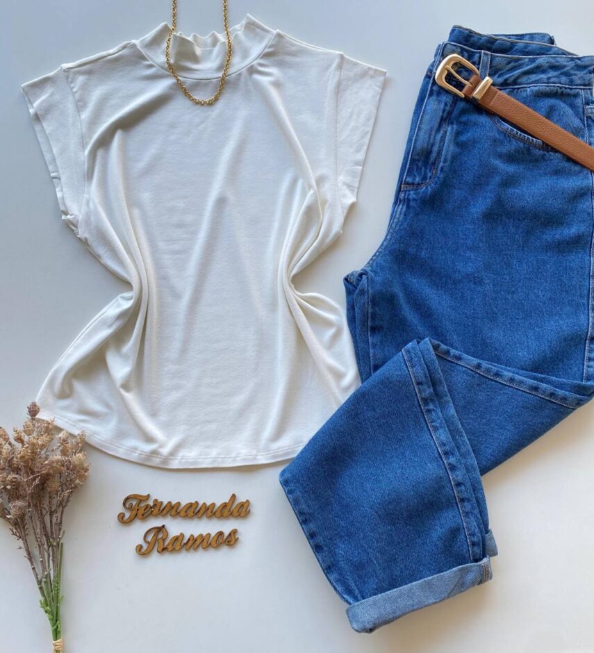 Blusa Feminina Tee Muscle Sabrina Gola Alta Branca - Fernanda Ramos Store