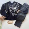 Blusa Manga Longa Feminina Anne Tricot Modal Detalhe Flor Preto - Fernanda Ramos Store