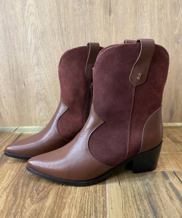 Bota Western Suellen Couro com Camurça de Bico Fino Marrom - Fernanda Ramos Store