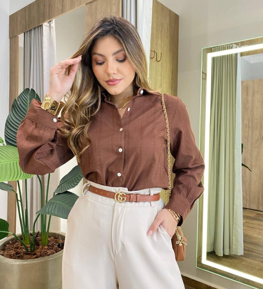 Camisa Feminina Social Alana Manga Longa Detalhe Bordado Marrom - Fernanda Ramos Store