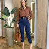 Camisa Feminina Social Amber Manga Longa com Botões Marrom AC99133 - Fernanda Ramos Store