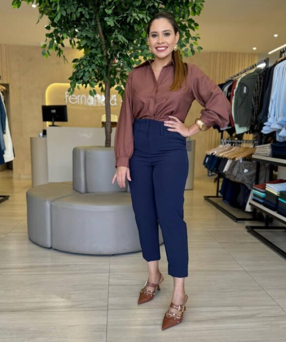 Camisa Feminina Social Ashiley Manga Longa Marrom - Fernanda Ramos Store