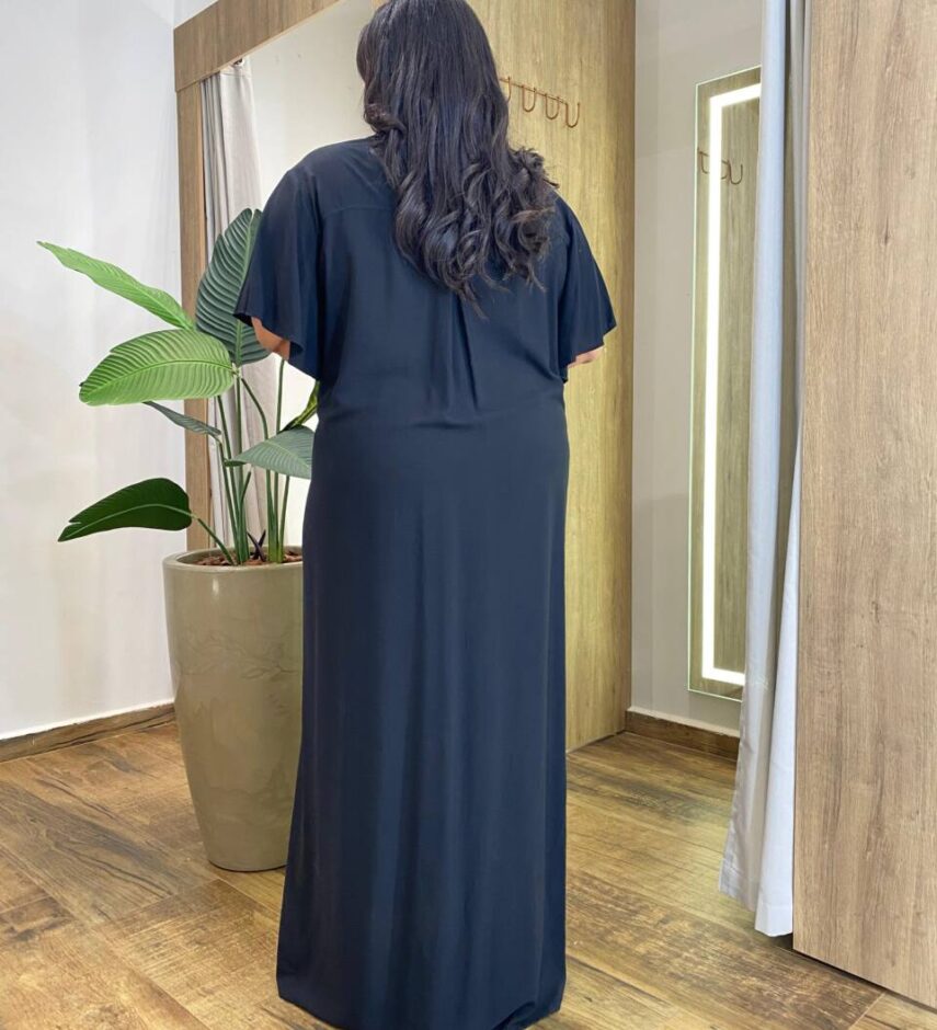 Chemise Longo sem Bojo Plus Viscolinho Manga Curta Ampla Preto - Fernanda Ramos Store