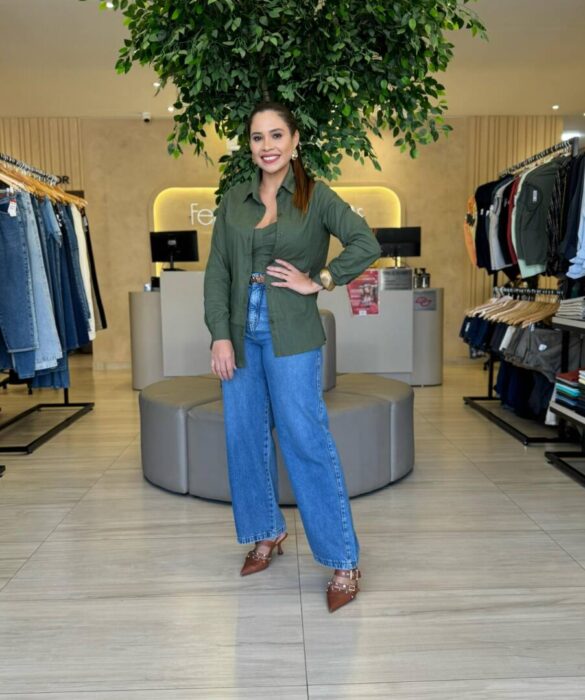 Conjunto Feminino Amanda Cropped com Bojo e Camisa Verde - Fernanda Ramos Store
