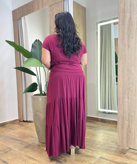 Conjunto Feminino Malha Plus Cropped sem Bojo e Saia Longa Vinho - Fernanda Ramos Store