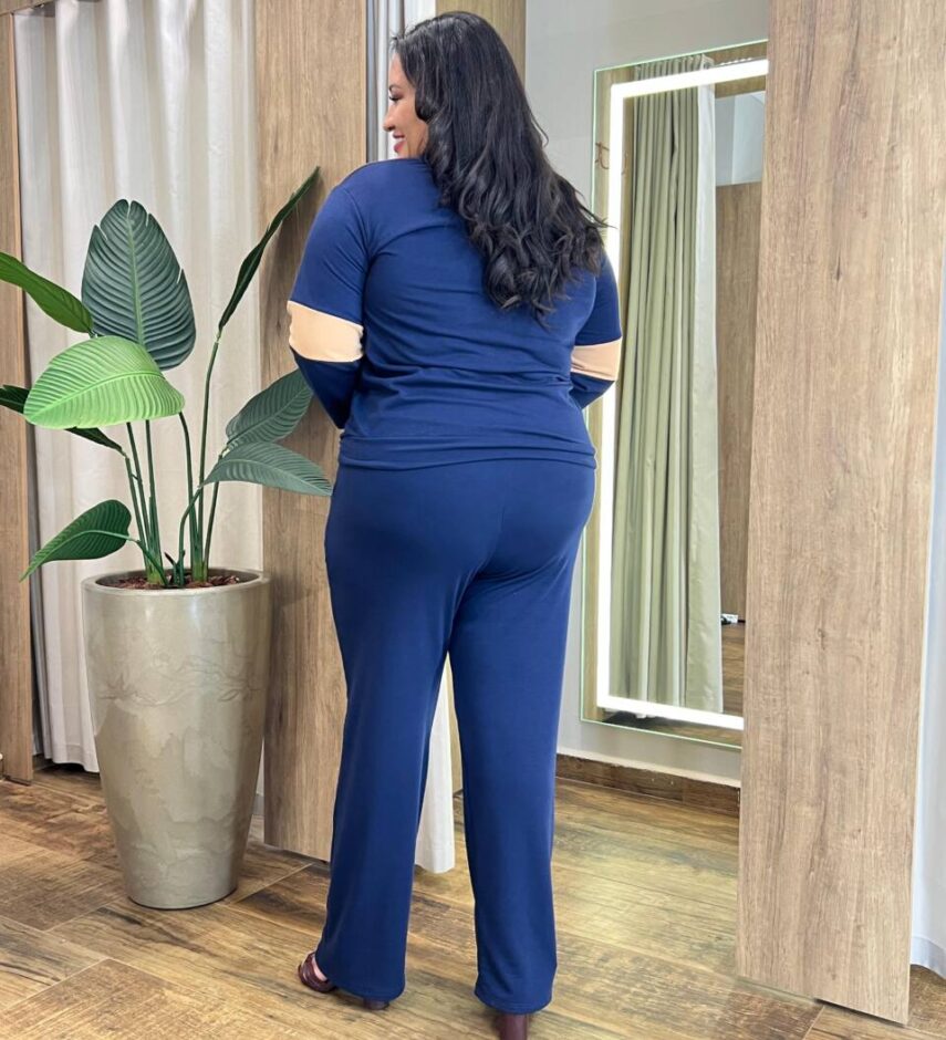 Conjunto Feminino Moletinho Blusa Manga Longa e Calça Azul - Fernanda Ramos Store