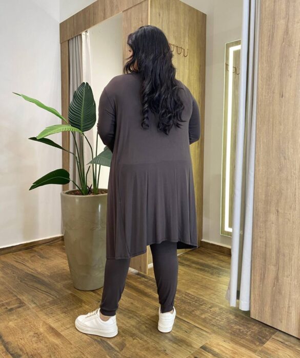 Conjunto Feminino Moletinho Cardigan Regata e Calça Marrom - Fernanda Ramos Store