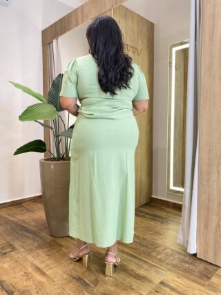 Conjunto Feminino Plus Blusa Manga Curta e Saia Midi Detalhes Verde - Fernanda Ramos Store