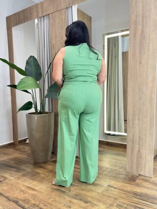 Conjunto Feminino Plus Colete com Bolso Falso e Calça Verde - Fernanda Ramos Store