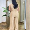 Conjunto Feminino Plus Colete com Botões e Calça Caqui - Fernanda Ramos Store