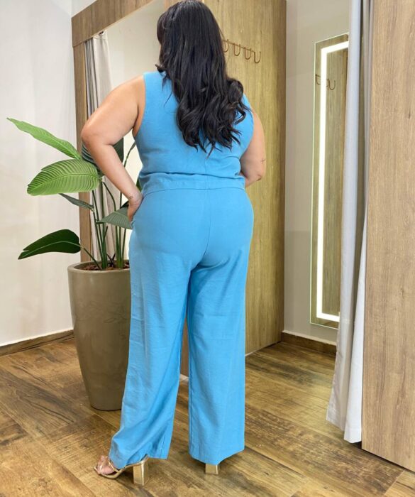 Conjunto Feminino Plus Luiza Colete e Calça Azul Celeste - Fernanda Ramos Store