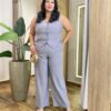Conjunto Feminino Plus Luiza Colete e Calça Cinza - Fernanda Ramos Store