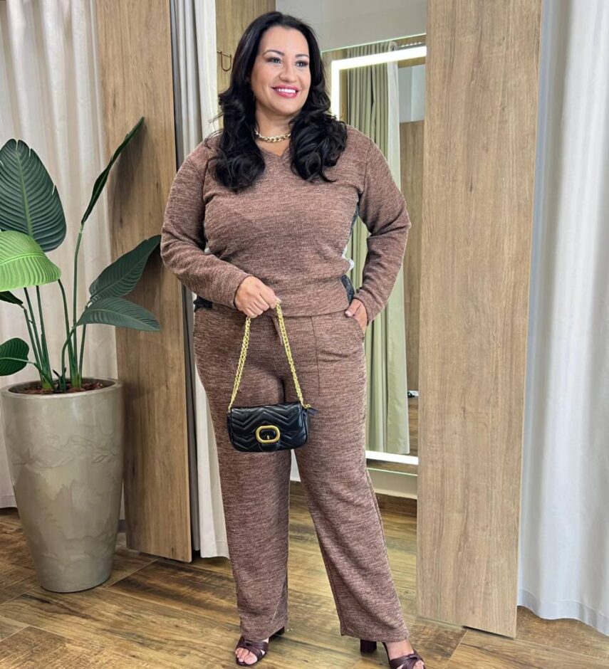 Conjunto Feminino Tricot Blusa Manga Longa e Calça Marrom - Fernanda Ramos Store