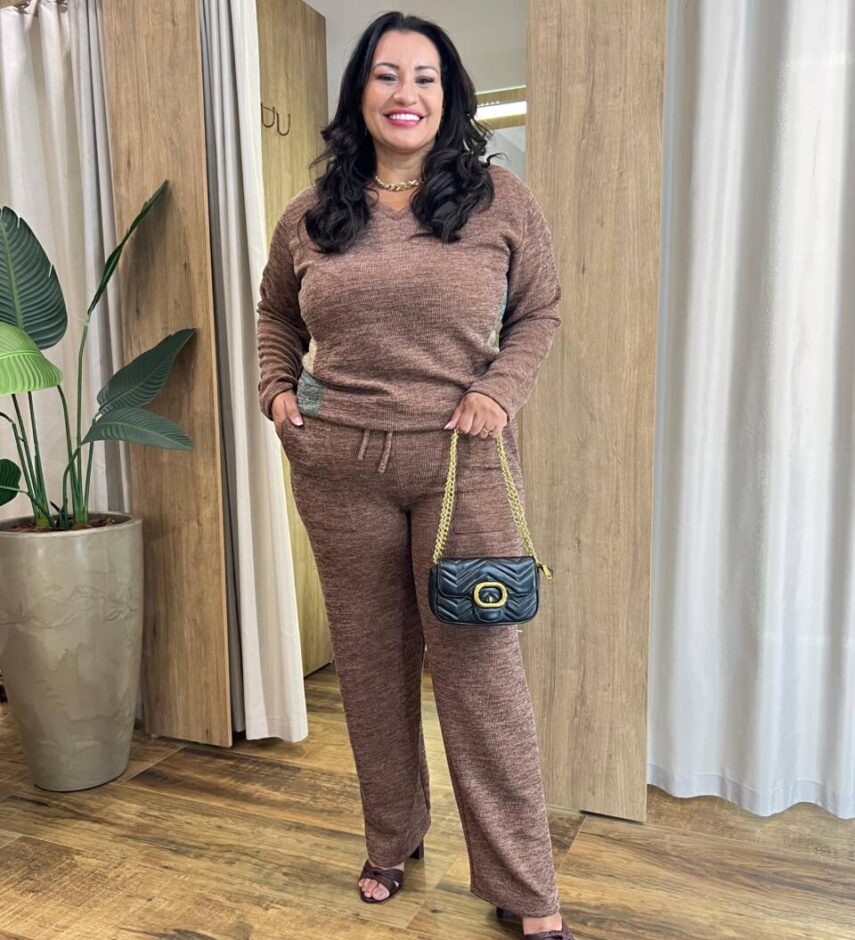 Conjunto Feminino Tricot Blusa Manga Longa e Calça Mesclada Marrom - Fernanda Ramos Store