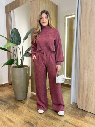 Conjunto Feminino Tricot Camily Blusa Gola Alta e Calça Vinho - Fernanda Ramos Store