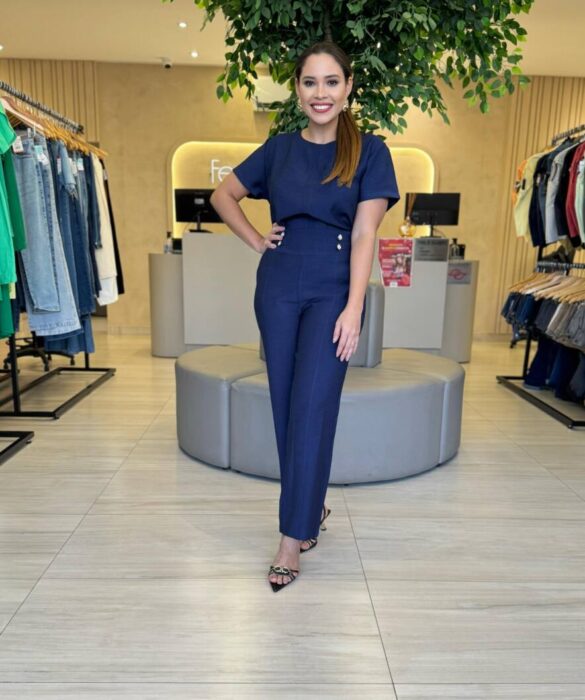 Conjunto Maia Feminino Viscolinho Blusa e Calça Azul - Fernanda Ramos Store