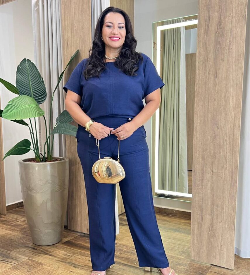 Conjunto Maia Feminino Viscolinho Plus Blusa e Calça Azul - Fernanda Ramos Store