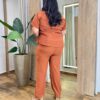 Conjunto Maia Feminino Viscolinho Plus Blusa e Calça Caramelo - Fernanda Ramos Store