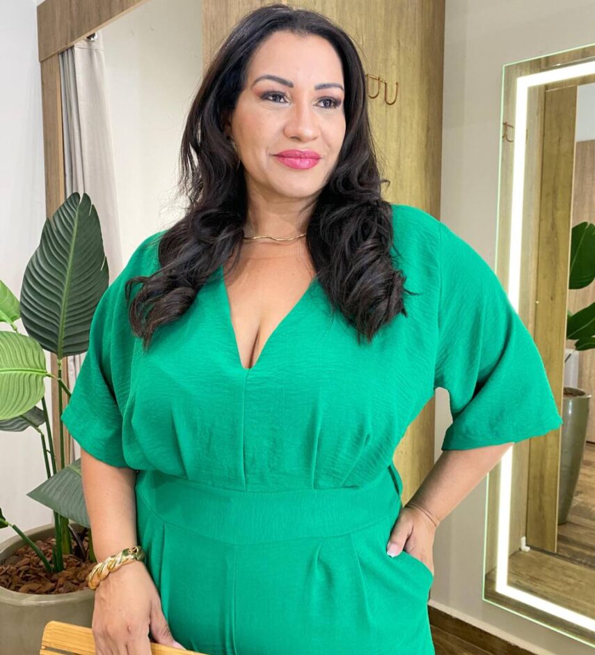 Macacão Feminino Longo Plus Angelica sem Bojo e Bolso Verde - Fernanda Ramos Store
