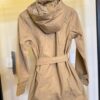 Parka Feminina Manga Longa Brenda Peluciada e Detalhes Caqui - Fernanda Ramos Store