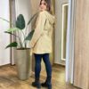 Parka Feminina Manga Longa Brenda Peluciada e Detalhes Caqui - Fernanda Ramos Store