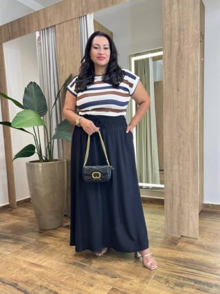 Saia Longa Feminina Plus com Bolsos e Amarração Preta - Fernanda Ramos Store