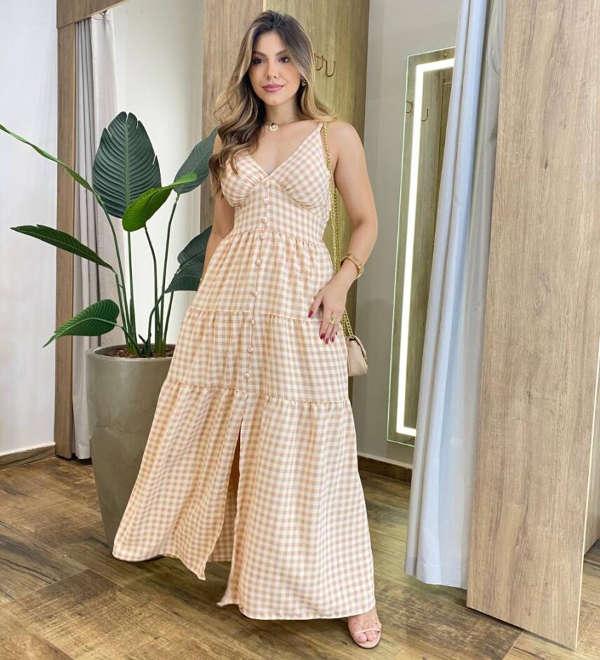 Vestido Longo Dani com Bojo com Lastex e Botões Xadrez Bege - Fernanda Ramos Store