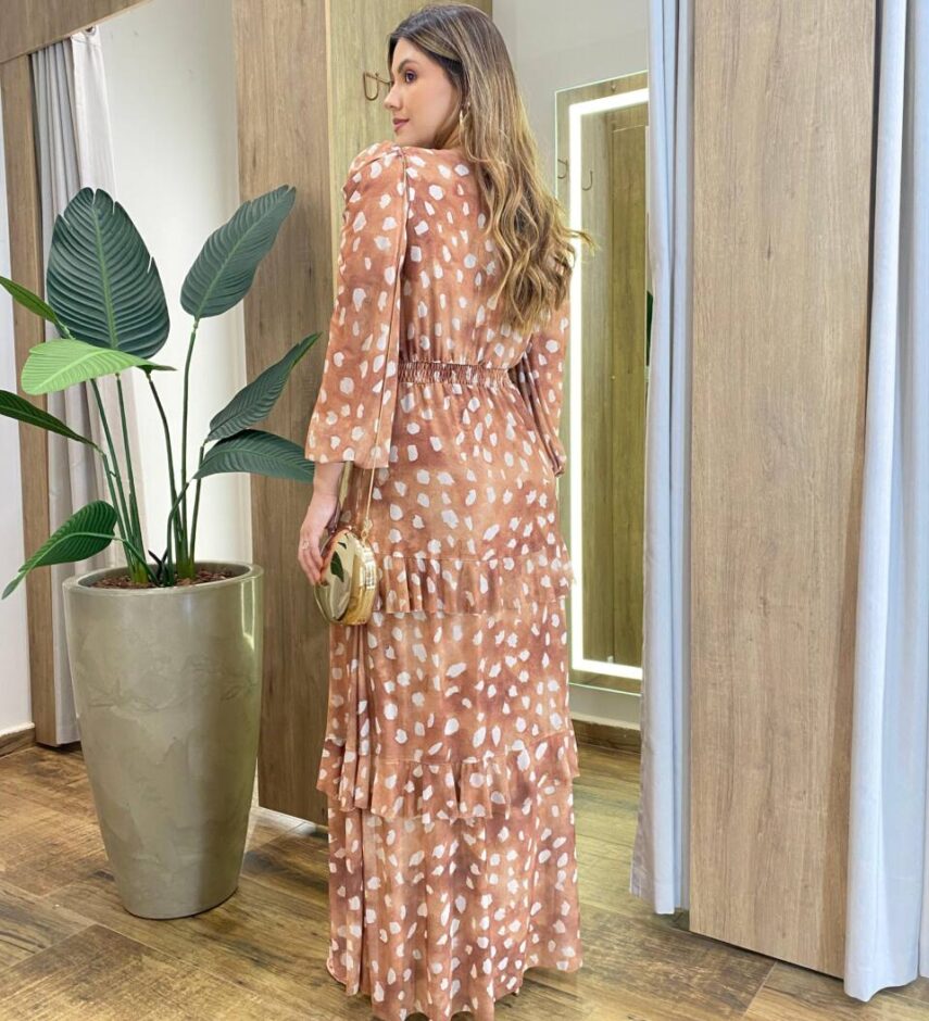 Vestido Longo Margot sem Bojo Manga Longa em Tule com Camadas Bege - Fernanda Ramos Store